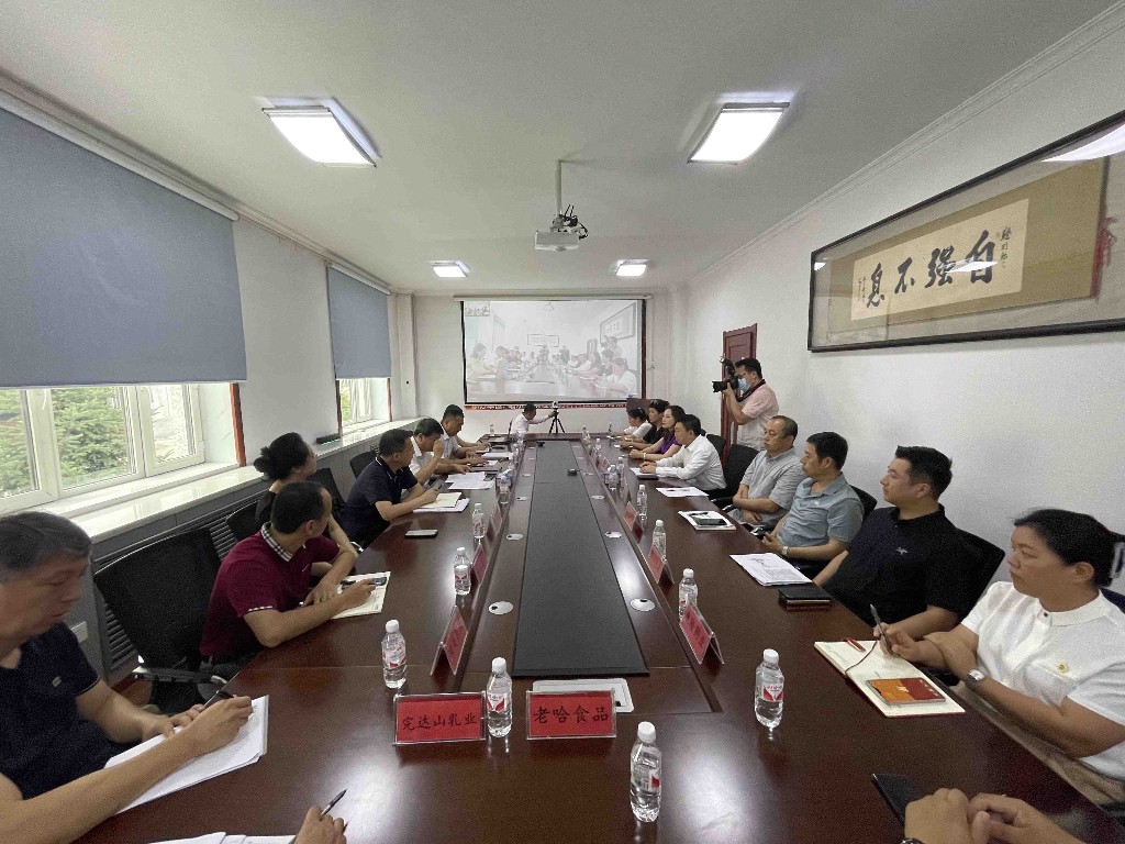 http://pingjieh.cn/images/article/19_1693883519335667.jpg
